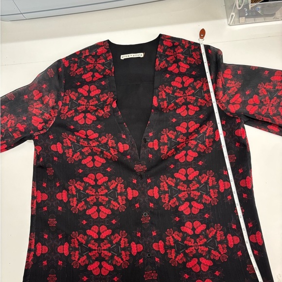 Alice + Olivia Floral Cassandra Blouse - Picture 5 of 8